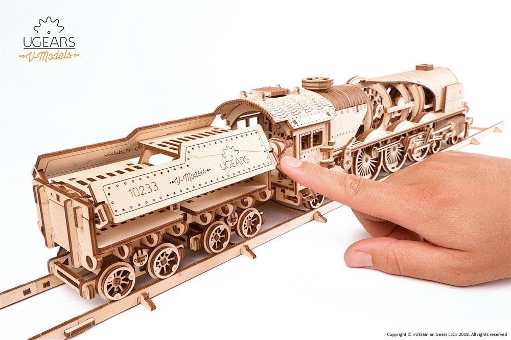 Ugears_V-Express-Steam-Train-2